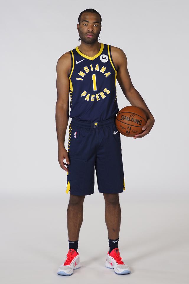 位背身做轴 位背身做轴